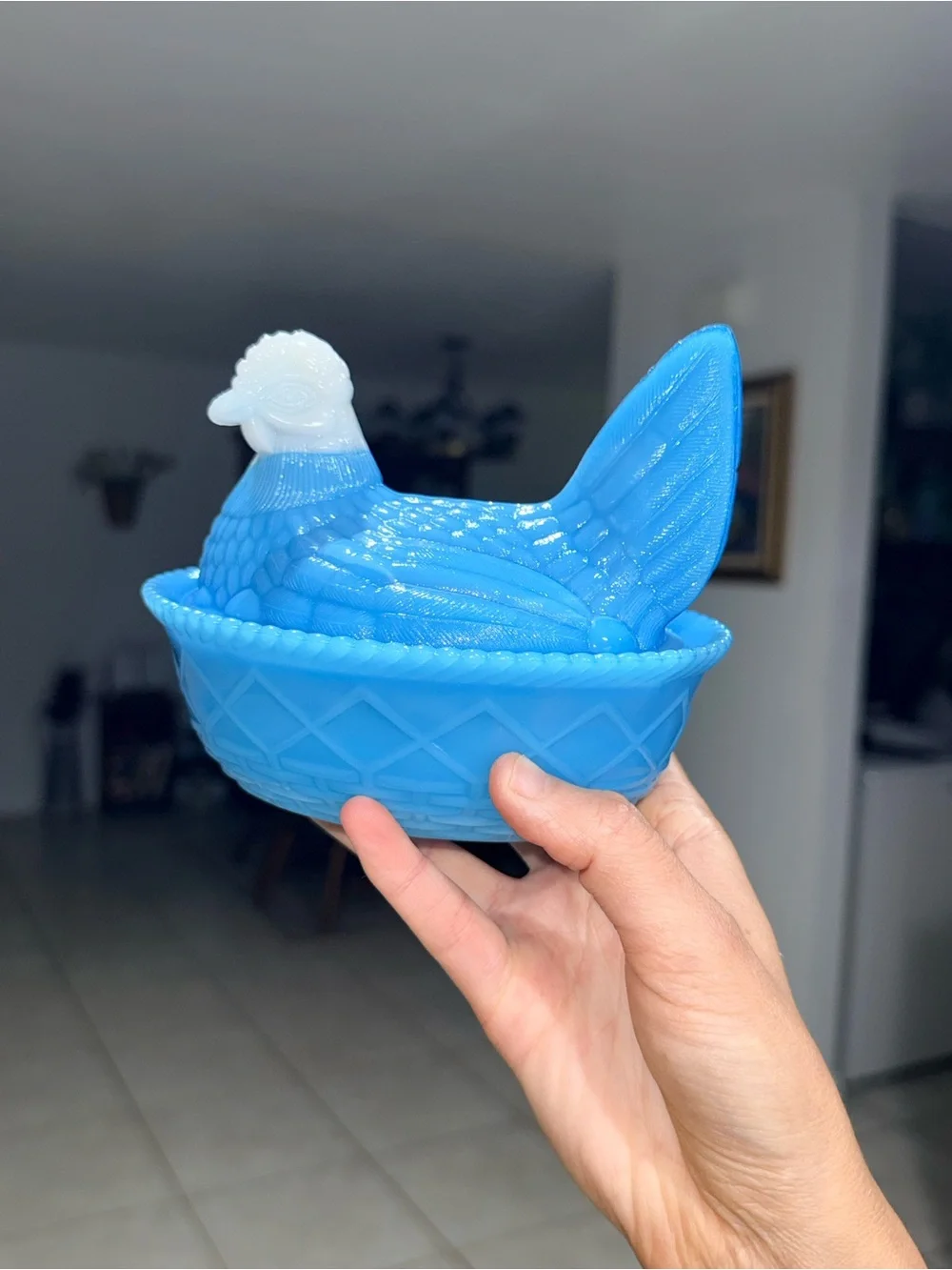Westmoreland Blue Hen on Nest Decorative Bird Dish - White Head